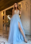 голубое вечернее платье